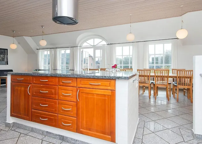 Сasa de vacaciones 4 Star In *