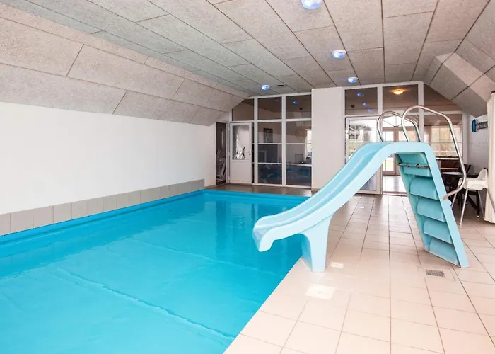 Сasa de vacaciones 4 Star In *